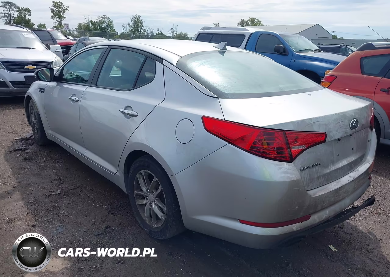 2012 Kia Optima Lx VIN:5XXGM4A76CG024120 - 3