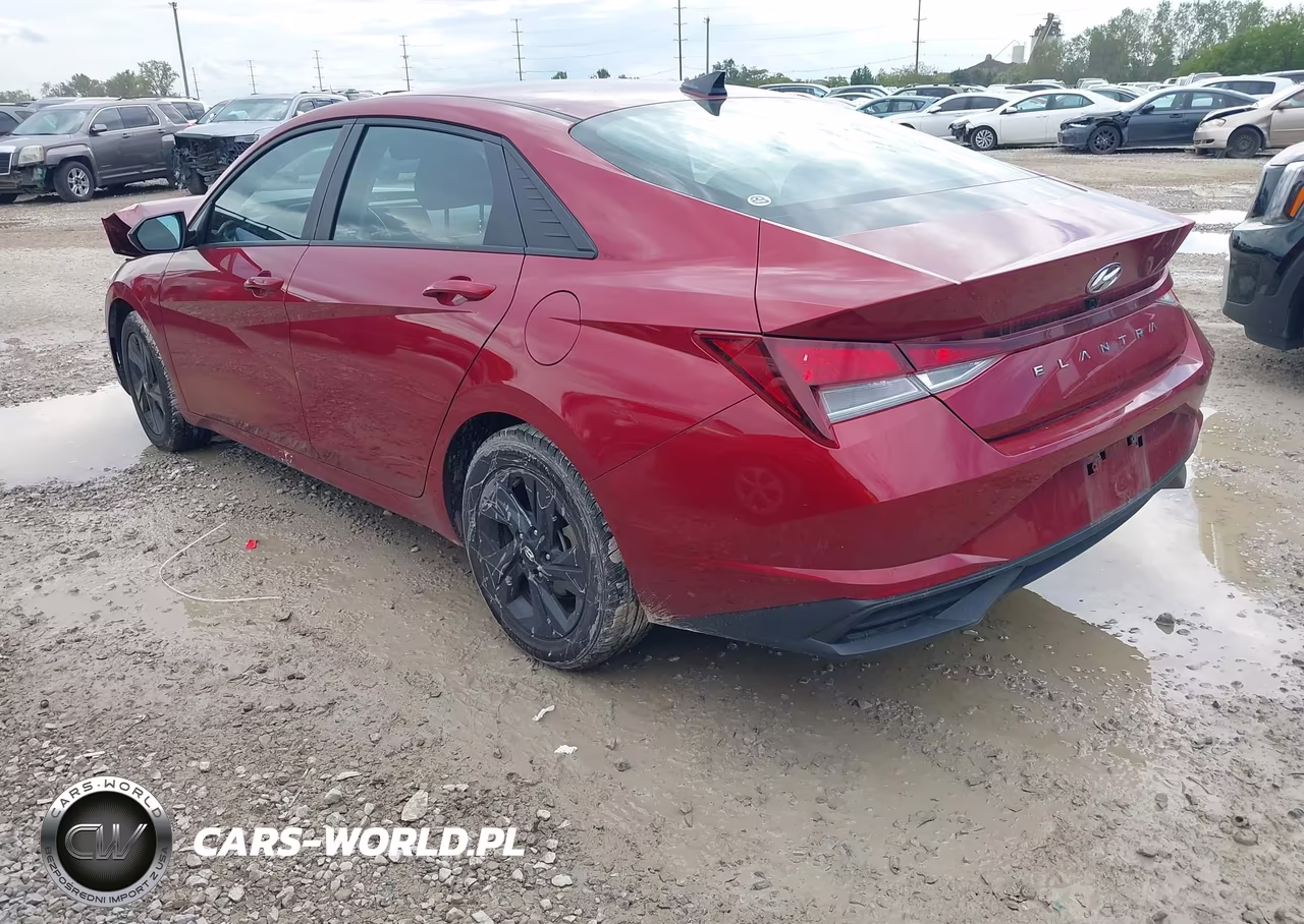 2023 Hyundai Elantra Sel VIN:KMHLM4AG4PU582347 - 3