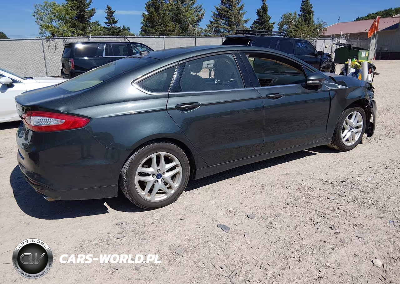 2015 Ford Fusion Se VIN:3FA6P0H71FR235609 - 4