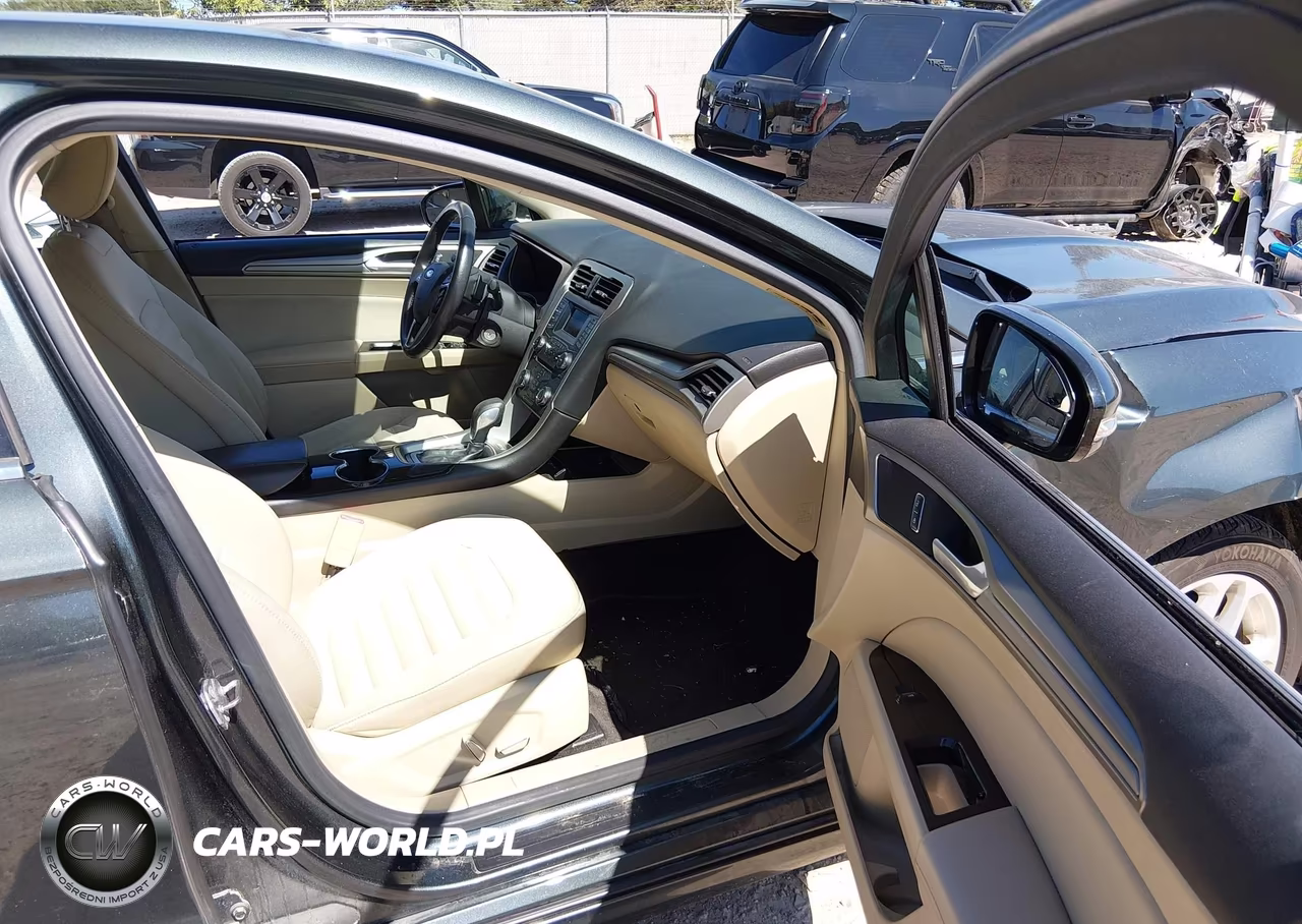 2015 Ford Fusion Se VIN:3FA6P0H71FR235609 - 5