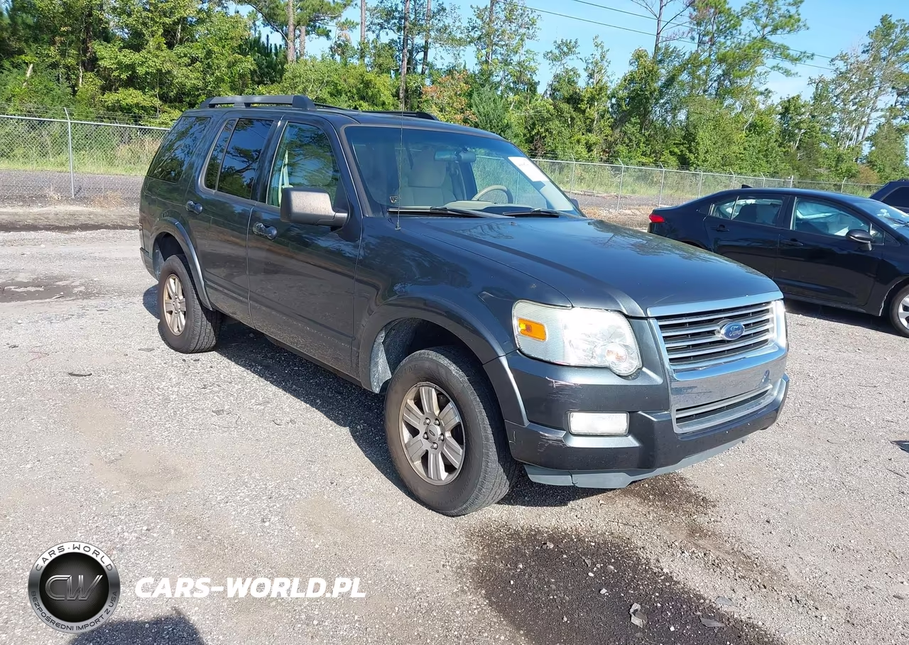 2010 Ford Explorer Xlt