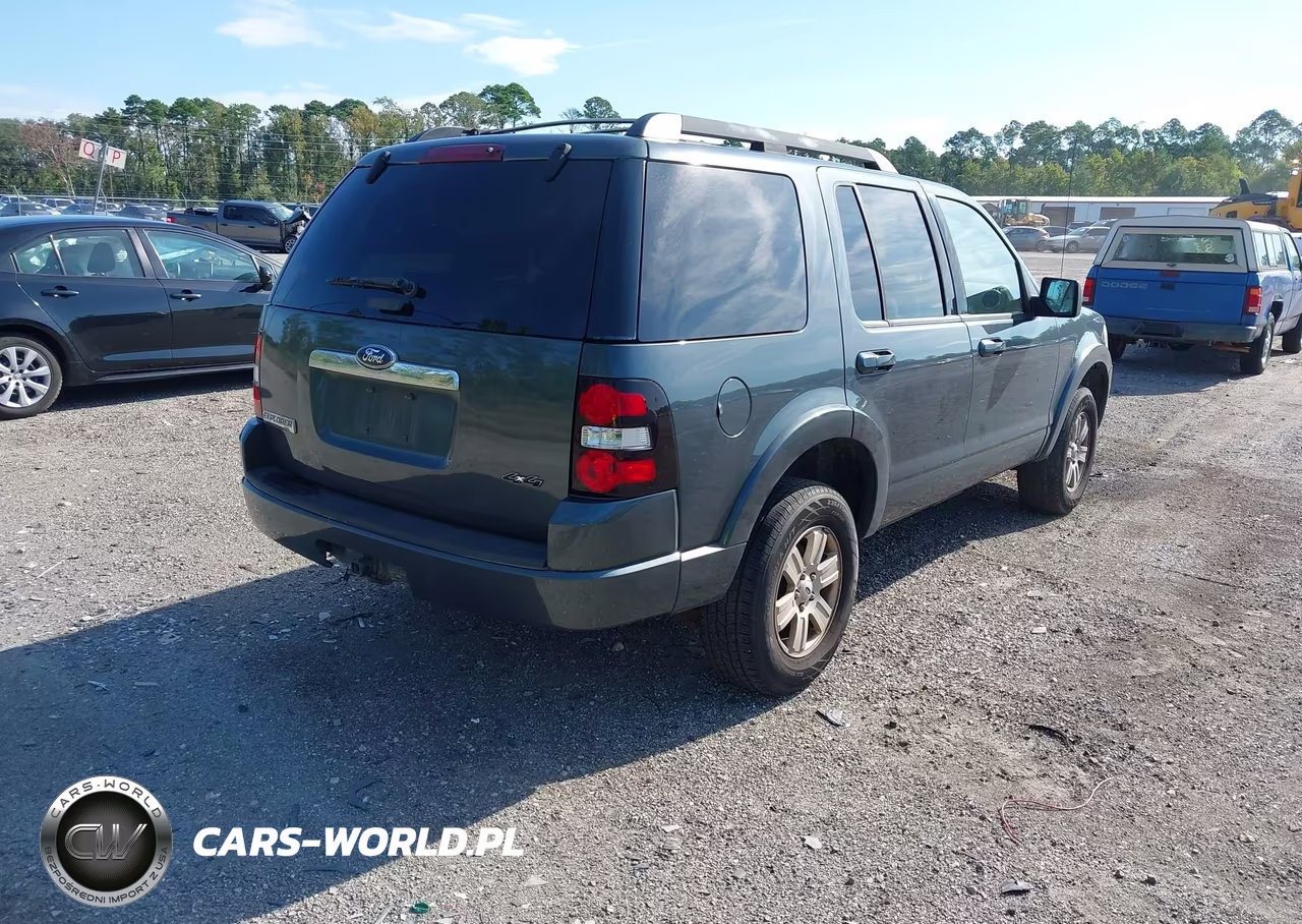 2010 Ford Explorer Xlt VIN:1FMEU7DE7AUA72280 - 4