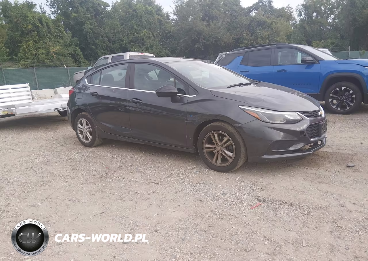 2018 Chevrolet Cruze Lt Auto – zdjęcie 1 z 19