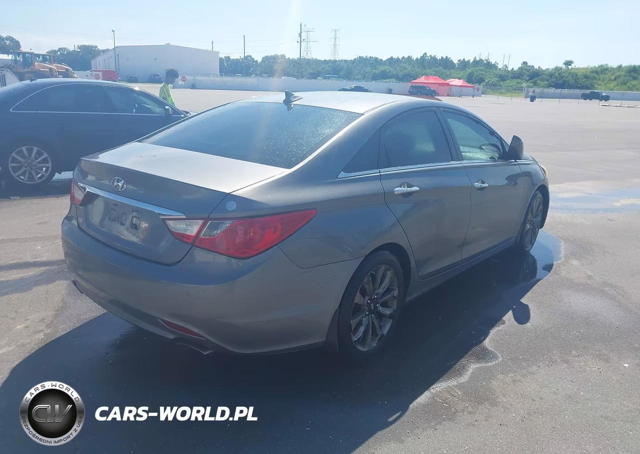 2011 Hyundai Sonata Se VIN:5NPEC4AC9BH176502 - 4
