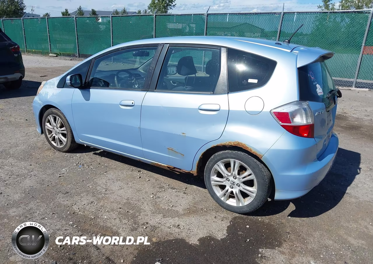2009 Honda Fit Sport VIN:JHMGE88449S034111 - 3