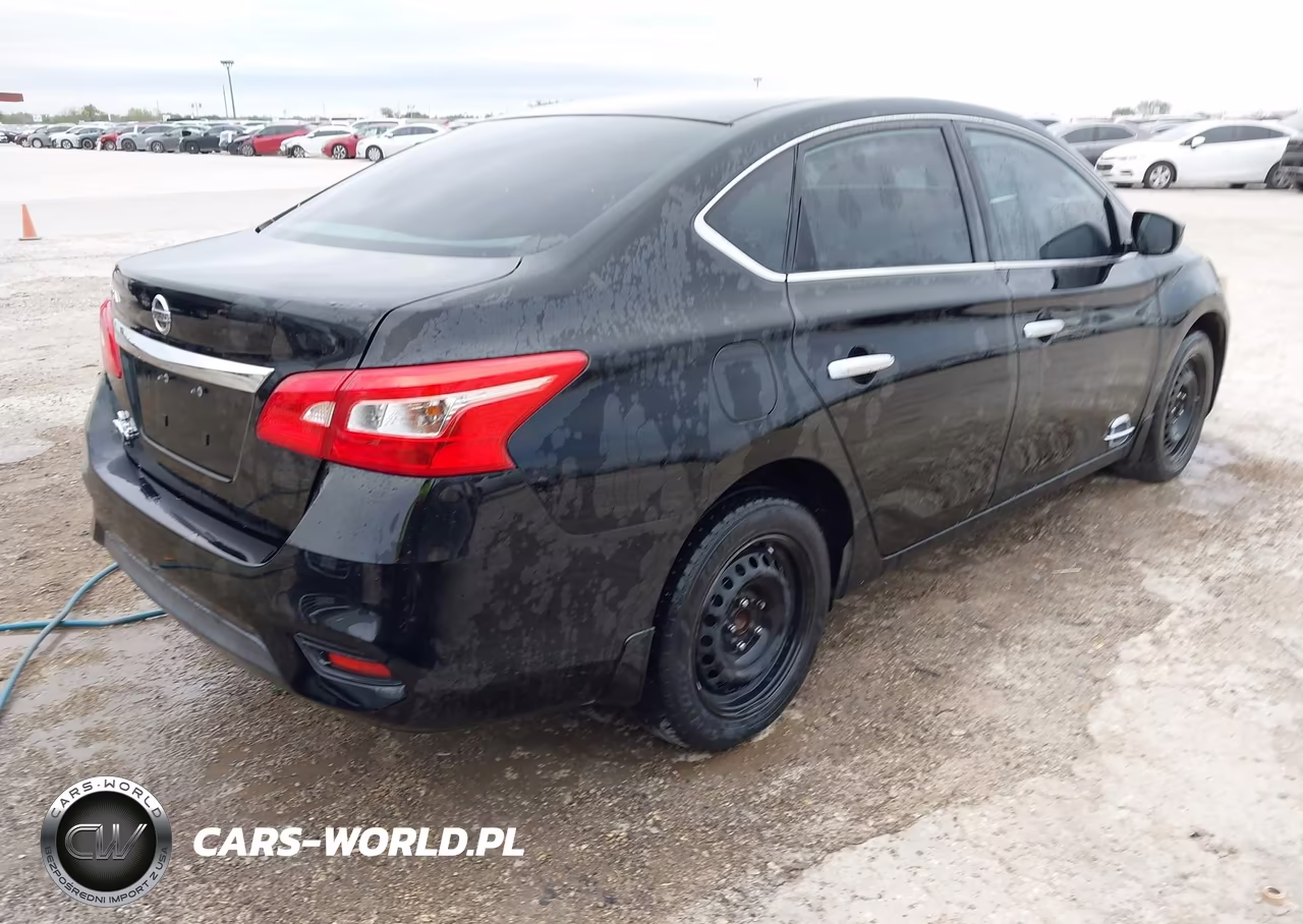 2016 Nissan Sentra S VIN:3N1AB7AP7GY280134 - 4