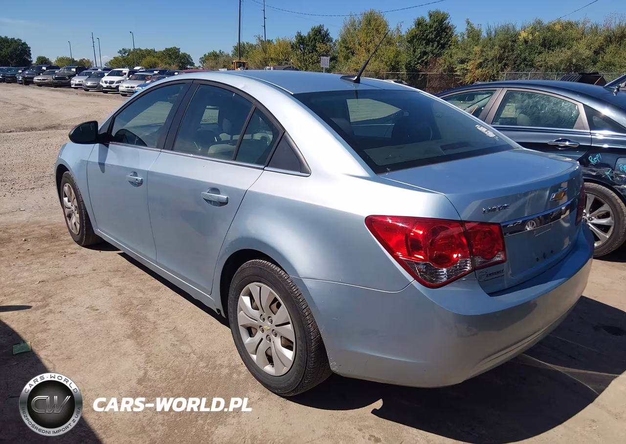 2012 Chevrolet Cruze Ls VIN:1G1PC5SH4C7271671 - 3