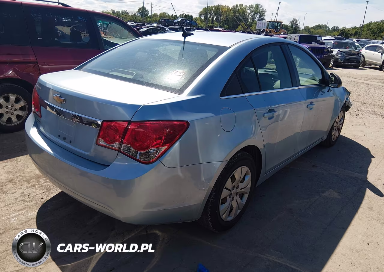 2012 Chevrolet Cruze Ls VIN:1G1PC5SH4C7271671 - 4