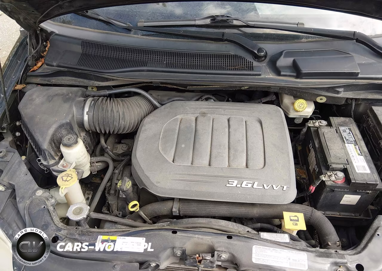 2013 Chrysler Town & Country Touring-L VIN:2C4RC1CG7DR597169 - 10