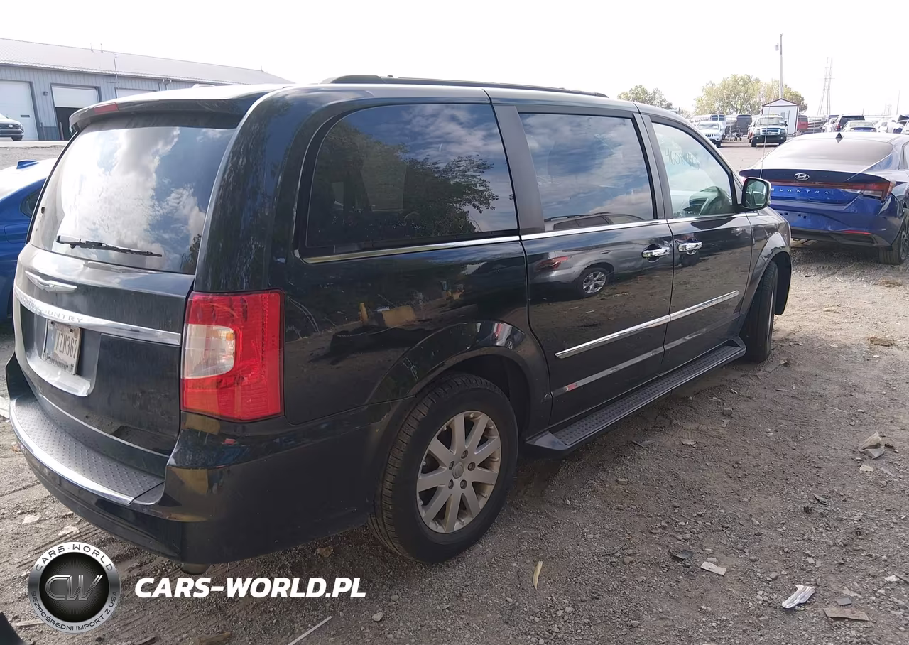 2013 Chrysler Town & Country Touring-L VIN:2C4RC1CG7DR597169 - 4