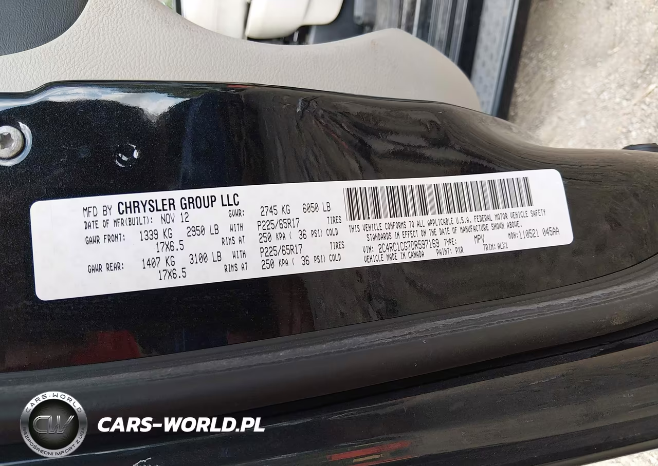 2013 Chrysler Town & Country Touring-L VIN:2C4RC1CG7DR597169 - 9