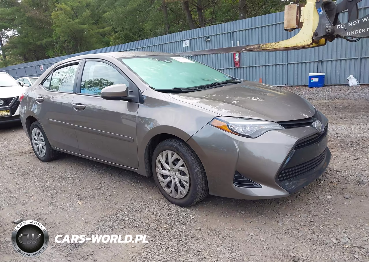 2017 Toyota Corolla Le – zdjęcie 1 z 16