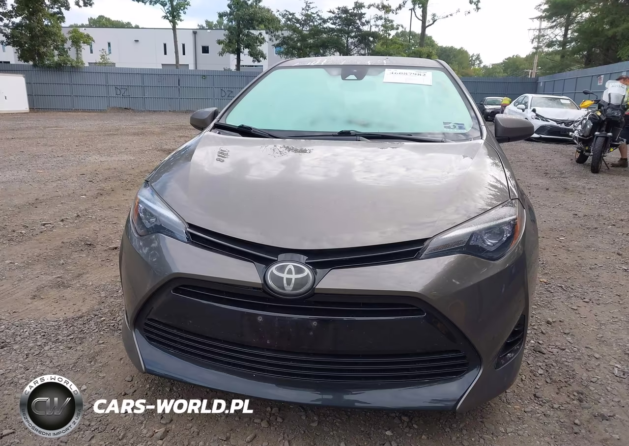 2017 Toyota Corolla Le VIN:2T1BURHE4HC953264 - 12
