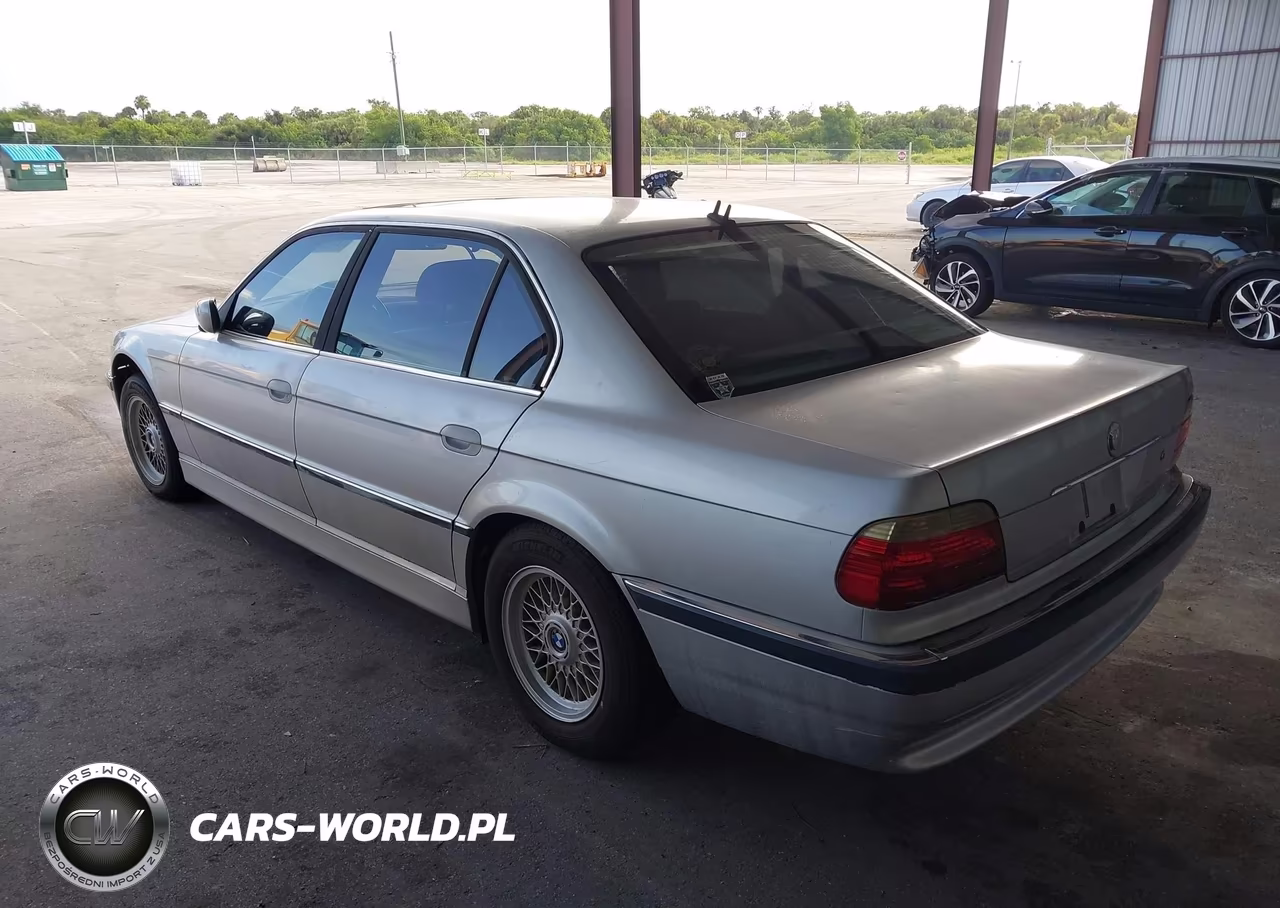 2001 BMW 740Il VIN:WBAGH834X1DP32907 - 3