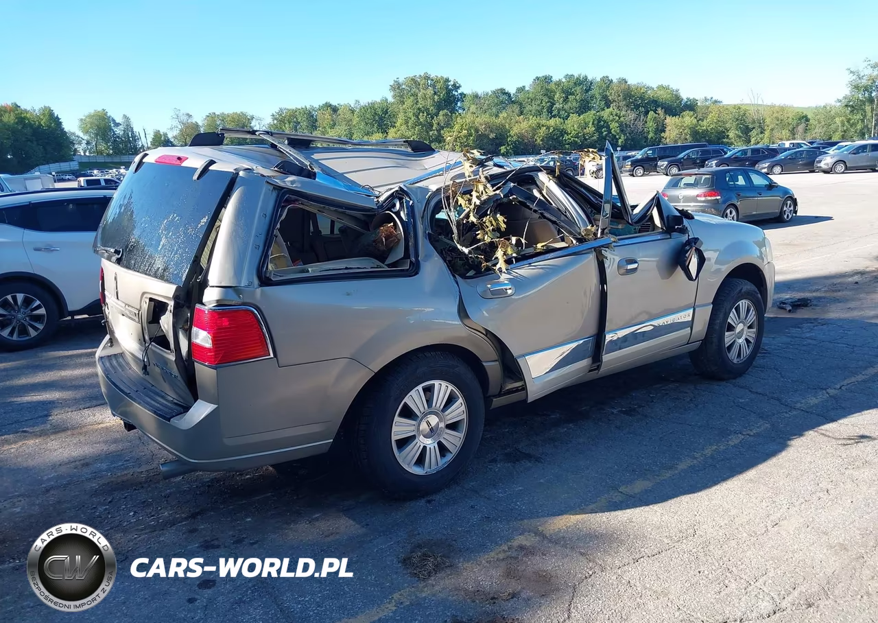 2007 Lincoln Navigator Ultimate VIN:5LMFU28527LJ04548 - 4