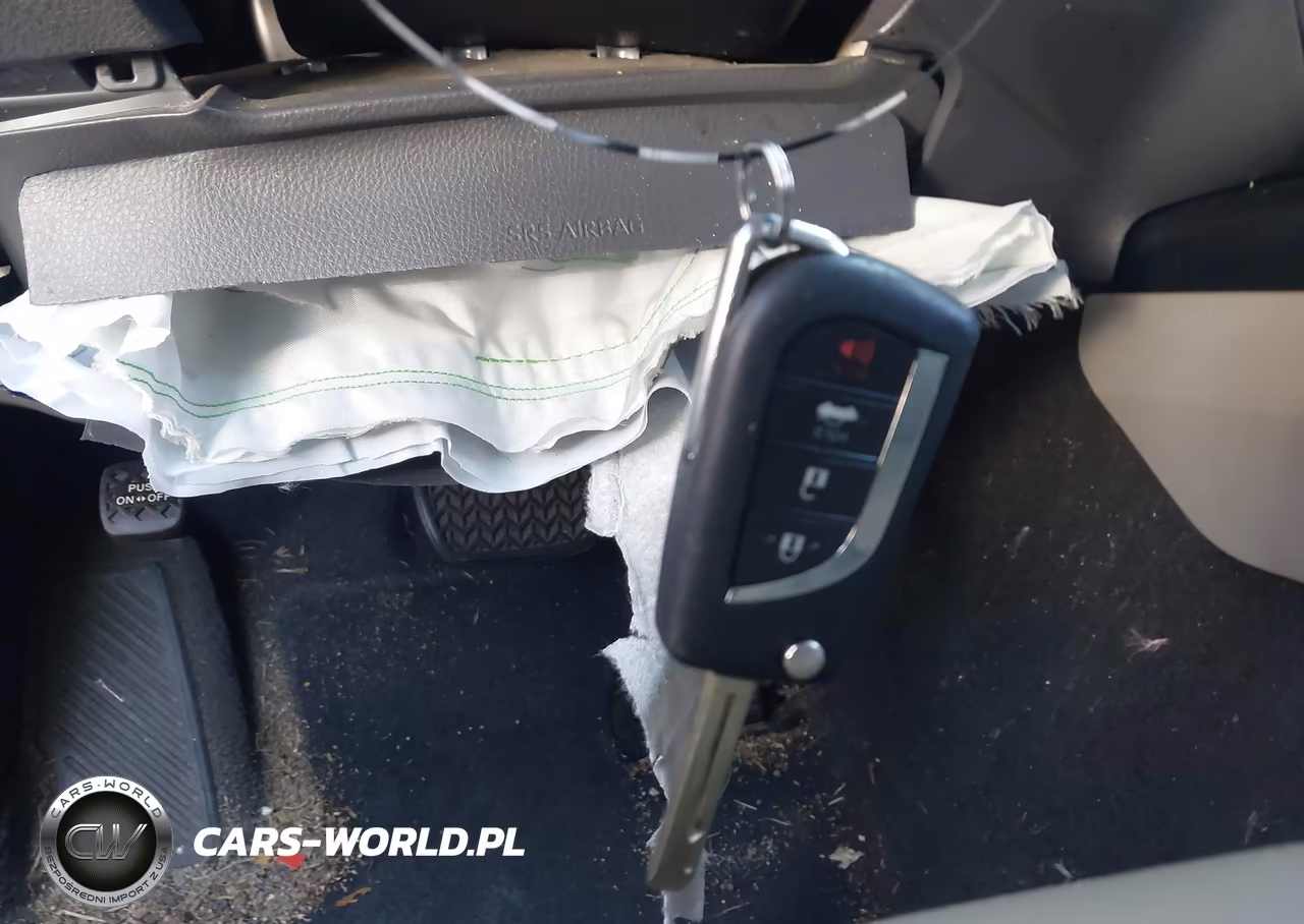 2018 Toyota Camry Se VIN:4T1B11HK4JU596172 - 11