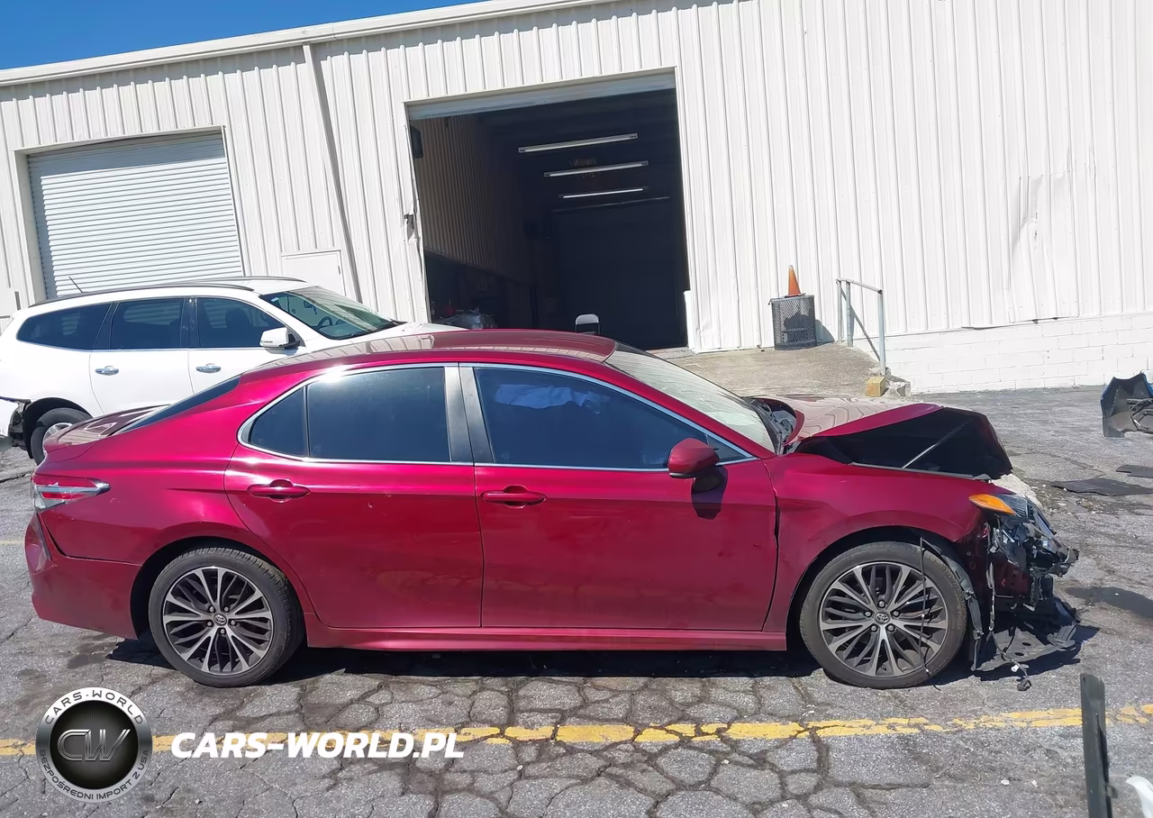 2018 Toyota Camry Se VIN:4T1B11HK4JU596172 - 13