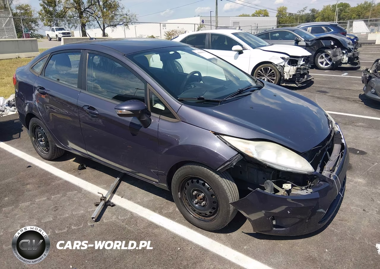 2013 Ford Fiesta Se – zdjęcie 1 z 17