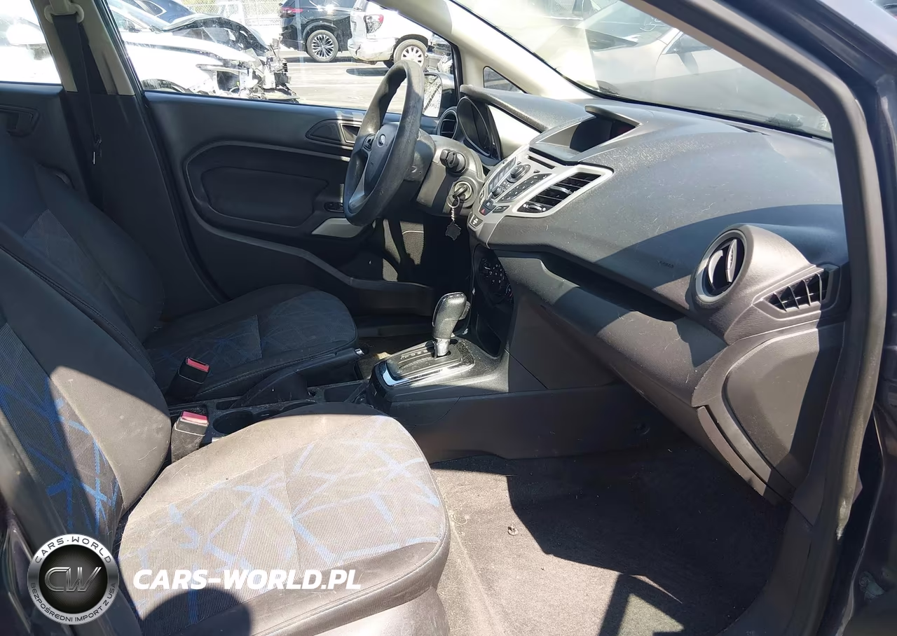 2013 Ford Fiesta Se VIN:3FADP4BJ3DM199113 - 5