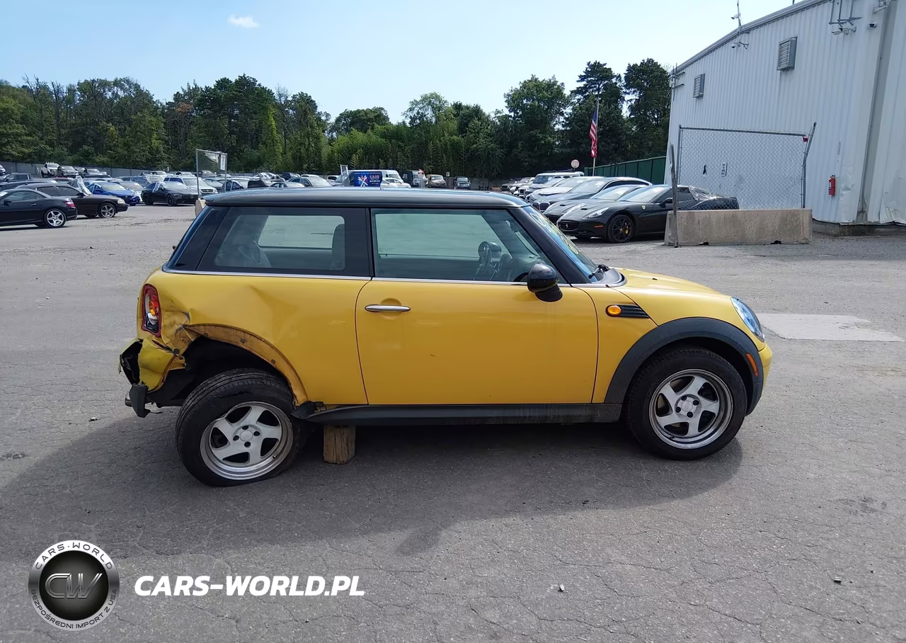 2009 Mini Cooper VIN:WMWMF33569TW71514 - 13
