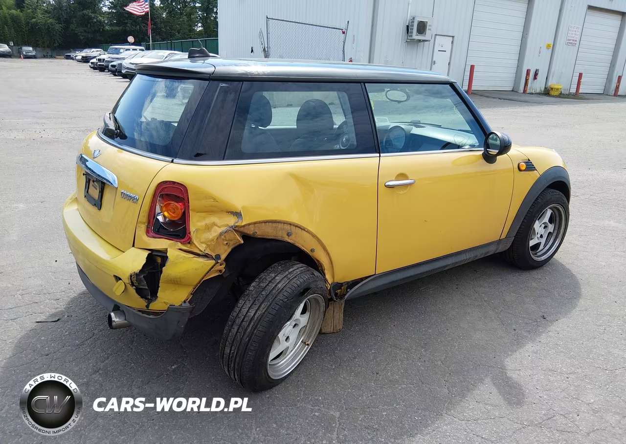 2009 Mini Cooper VIN:WMWMF33569TW71514 - 6