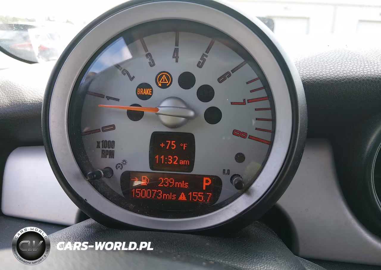 2009 Mini Cooper VIN:WMWMF33569TW71514 - 7
