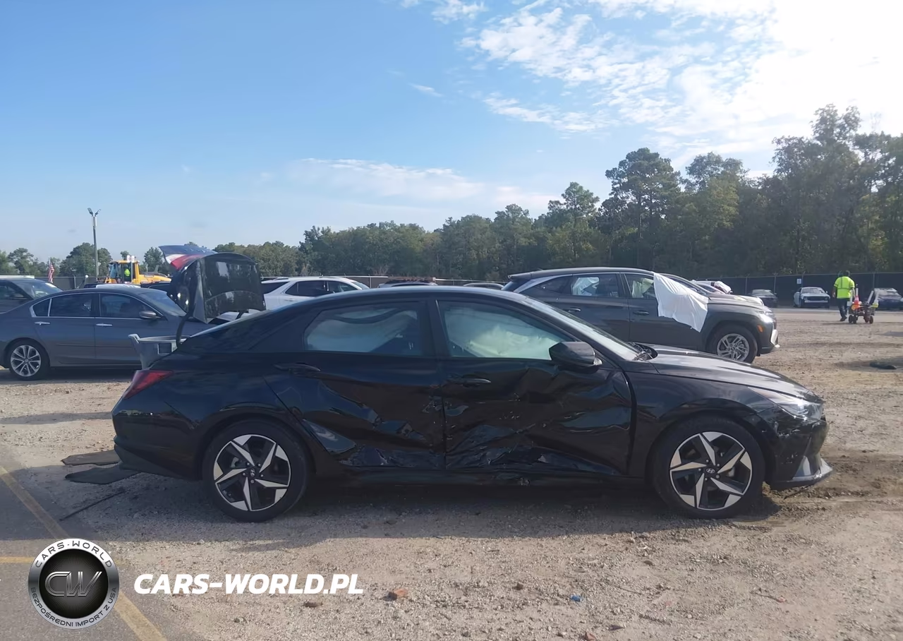 2023 Hyundai Elantra Sel VIN:KMHLS4AG3PU453408 - 13