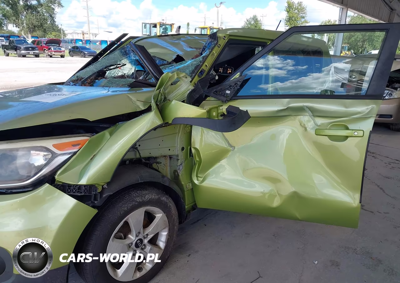 2018 Kia Soul ! VIN:KNDJN2A20J7900312 - 6