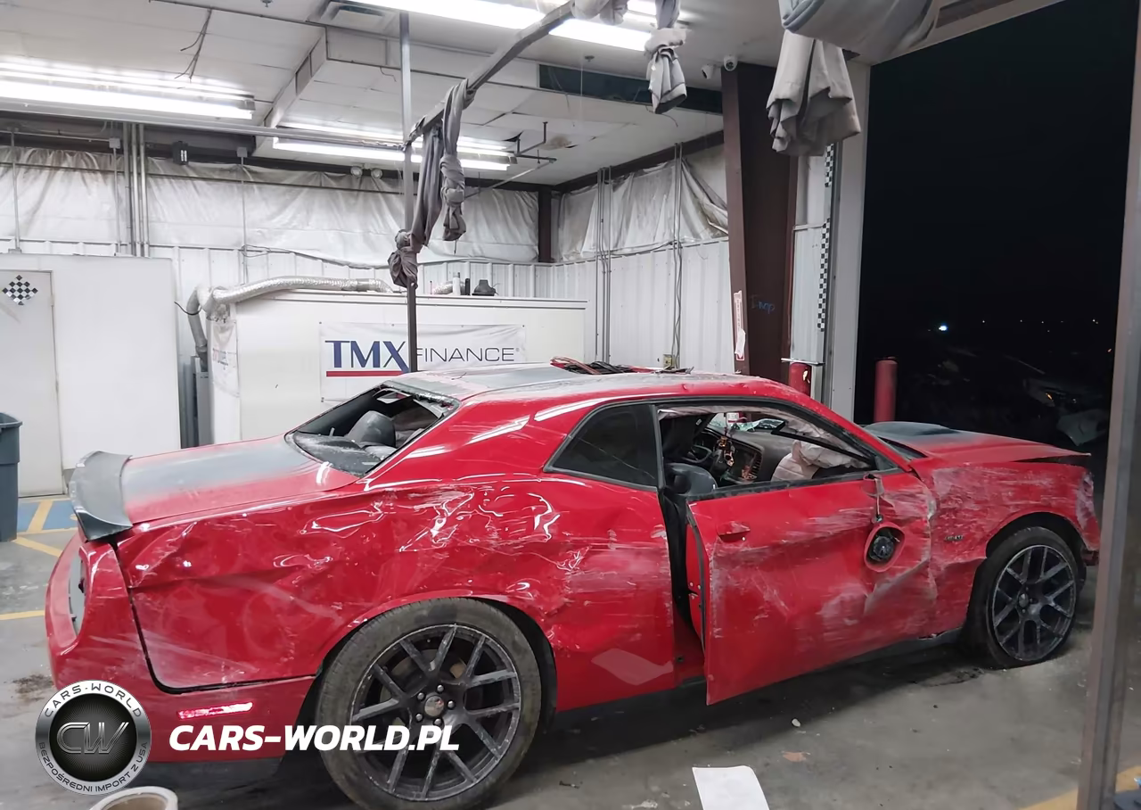 2016 Dodge Challenger R-T Plus Shaker VIN:2C3CDZBT6GH193276 - 14