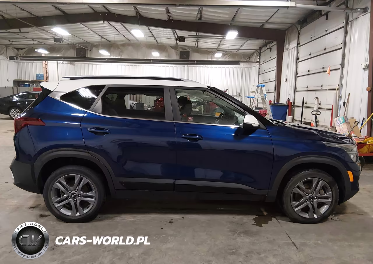 2021 Kia Seltos S VIN:KNDEUCAA3M7129186 - 14