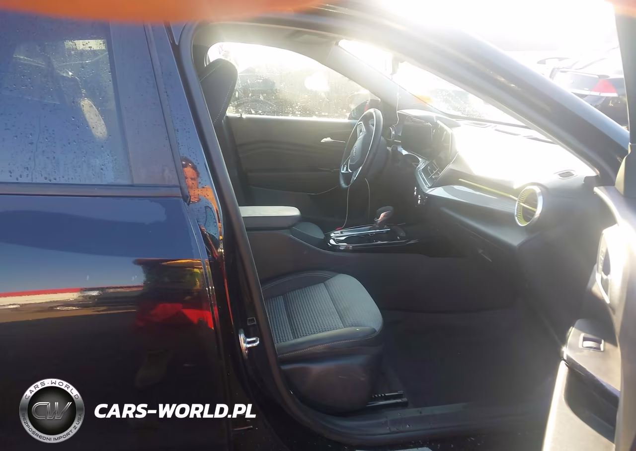 2025 Chevrolet Trax Fwd Lt VIN:KL77LHEP2SC269853 - 5