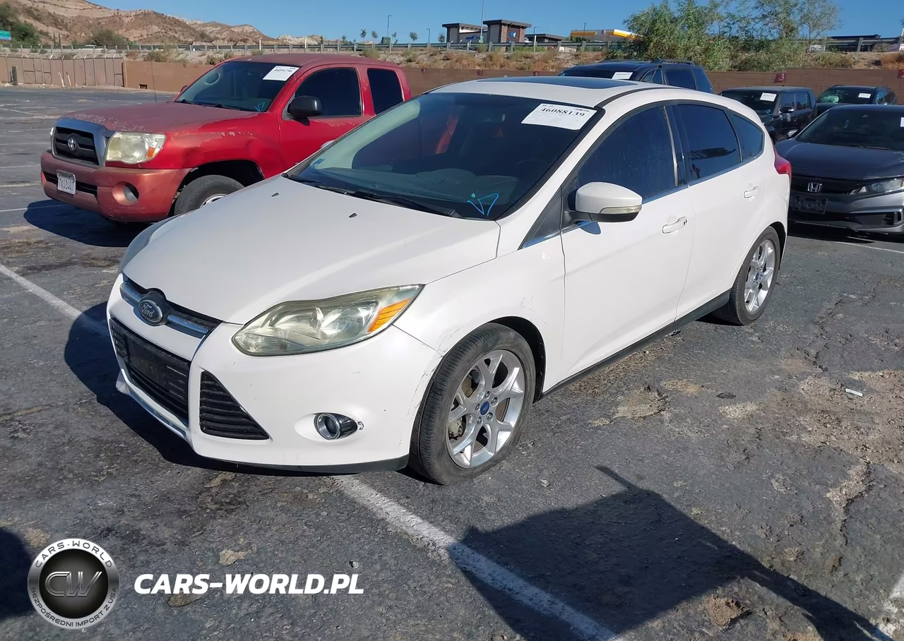 2013 Ford Focus Titanium VIN:1FADP3N28DL301537 - 2