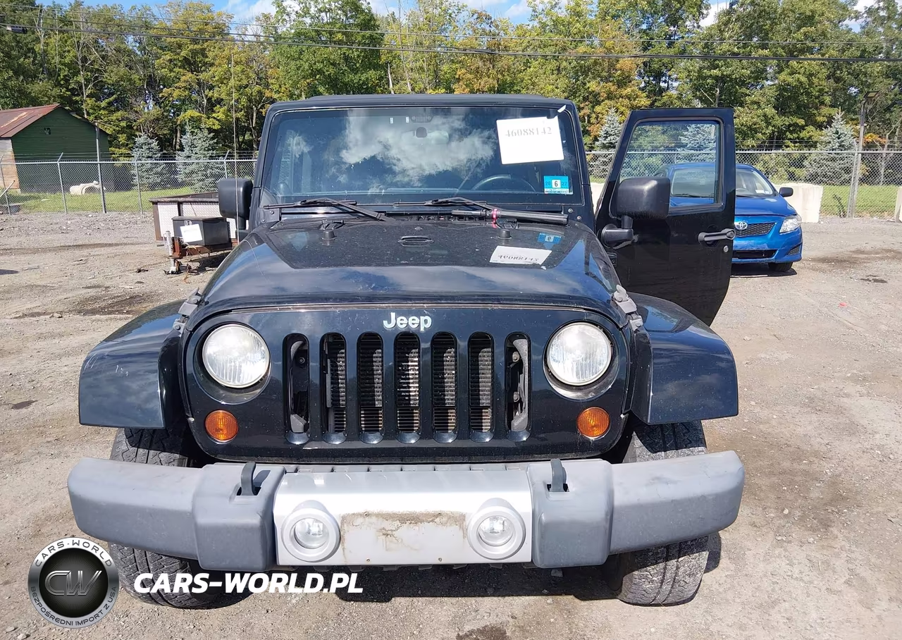 2012 Jeep Wrangler Unlimited Sahara VIN:1C4HJWEG5CL240219 - 6