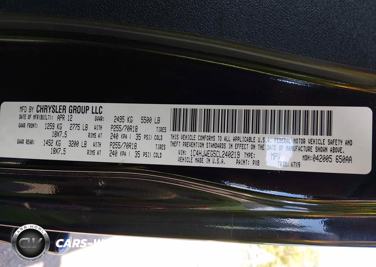 2012 Jeep Wrangler Unlimited Sahara VIN:1C4HJWEG5CL240219 - 9