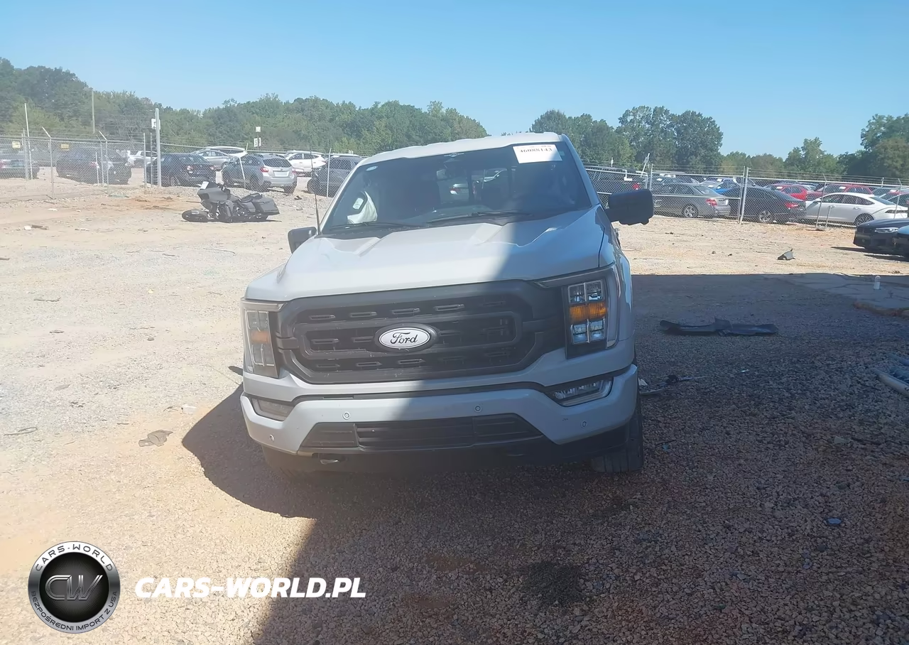 2023 Ford F-150 Xlt VIN:1FTFW1E57PKE28245 - 13
