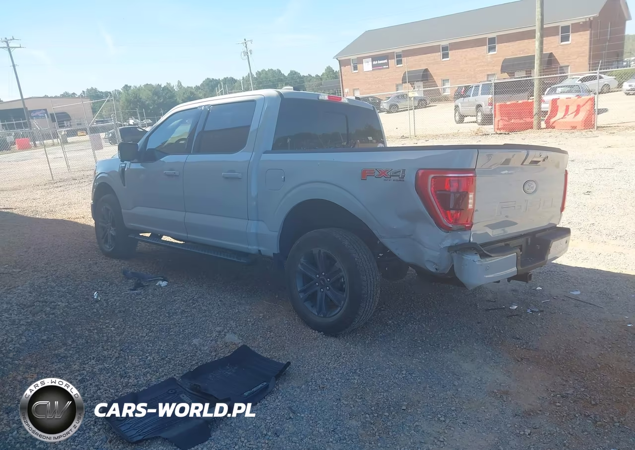 2023 Ford F-150 Xlt VIN:1FTFW1E57PKE28245 - 3