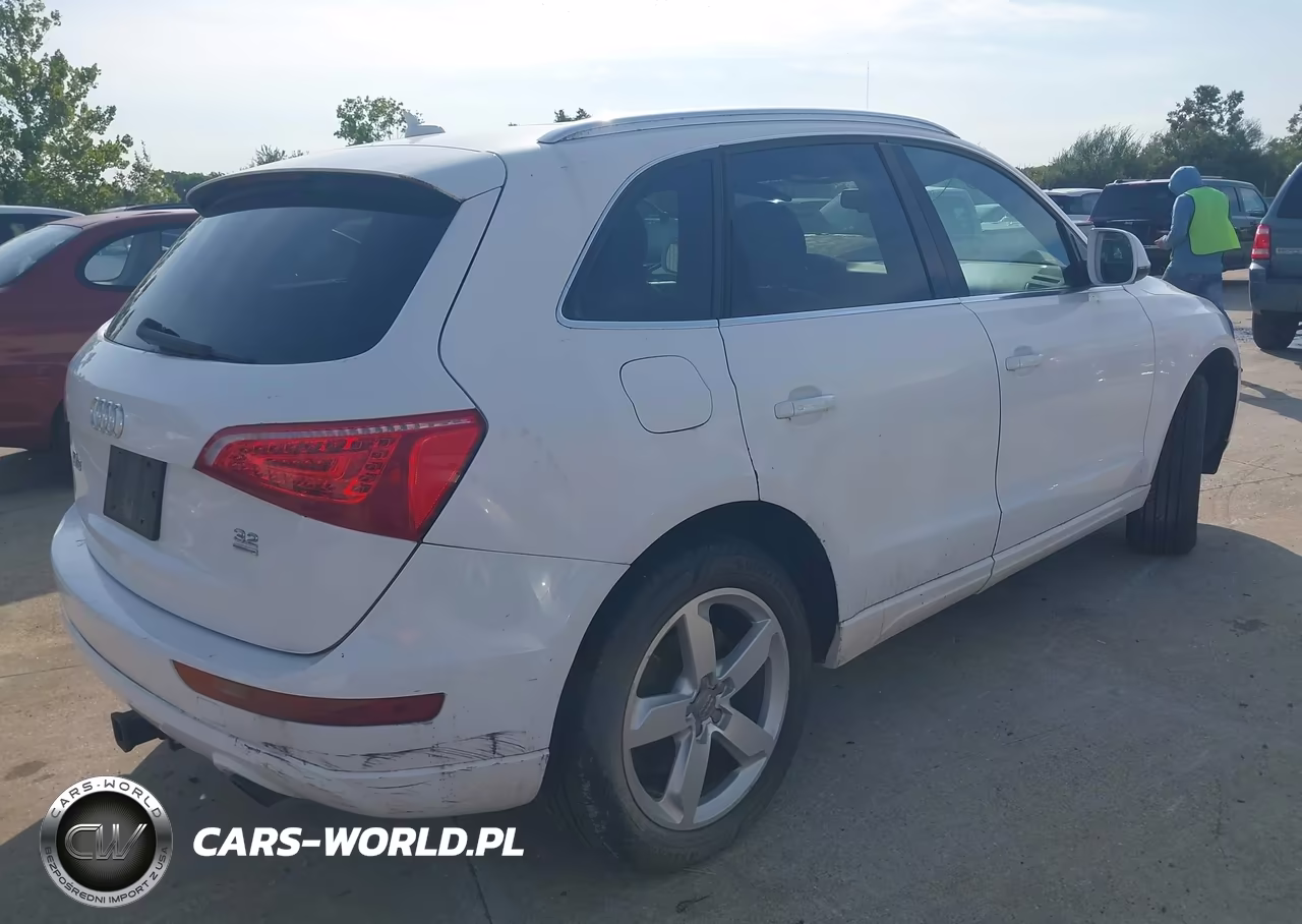 2010 Audi Q5 3.2 Premium VIN:WA1LKAFP2AA070509 - 4