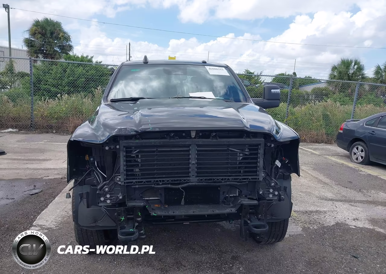 2025 Ram 2500 Tradesman 4X4 6'4 Box VIN:3C6UR5CJ8SG560170 - 13