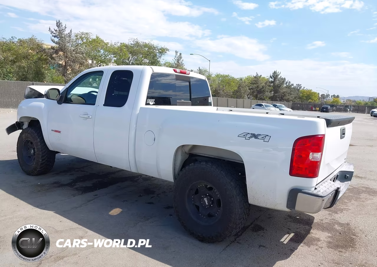 2008 Chevrolet Silverado 1500 Ltz VIN:2GCFK19Y881266207 - 3