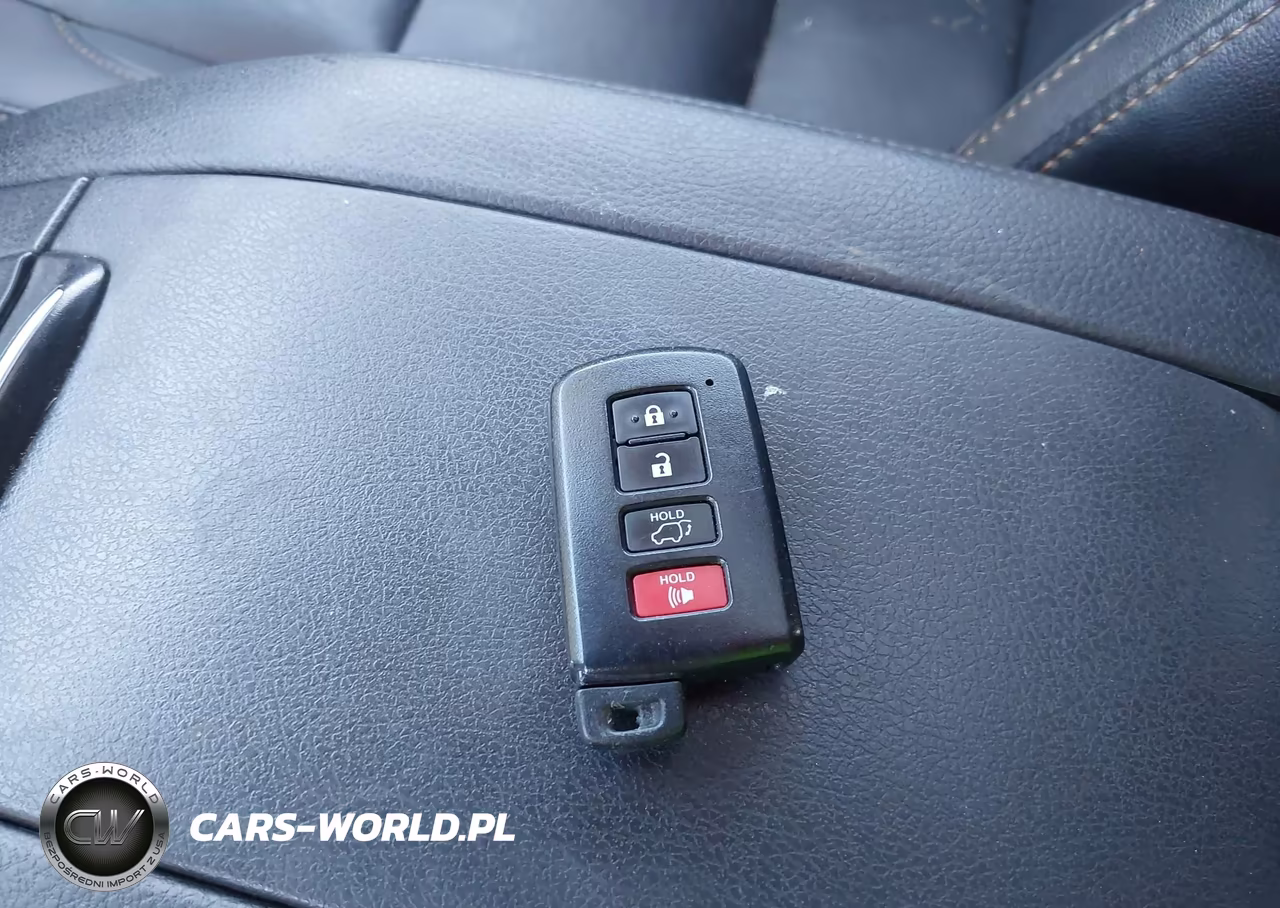 2019 Toyota Highlander Xle VIN:5TDJZRFH2KS617881 - 11