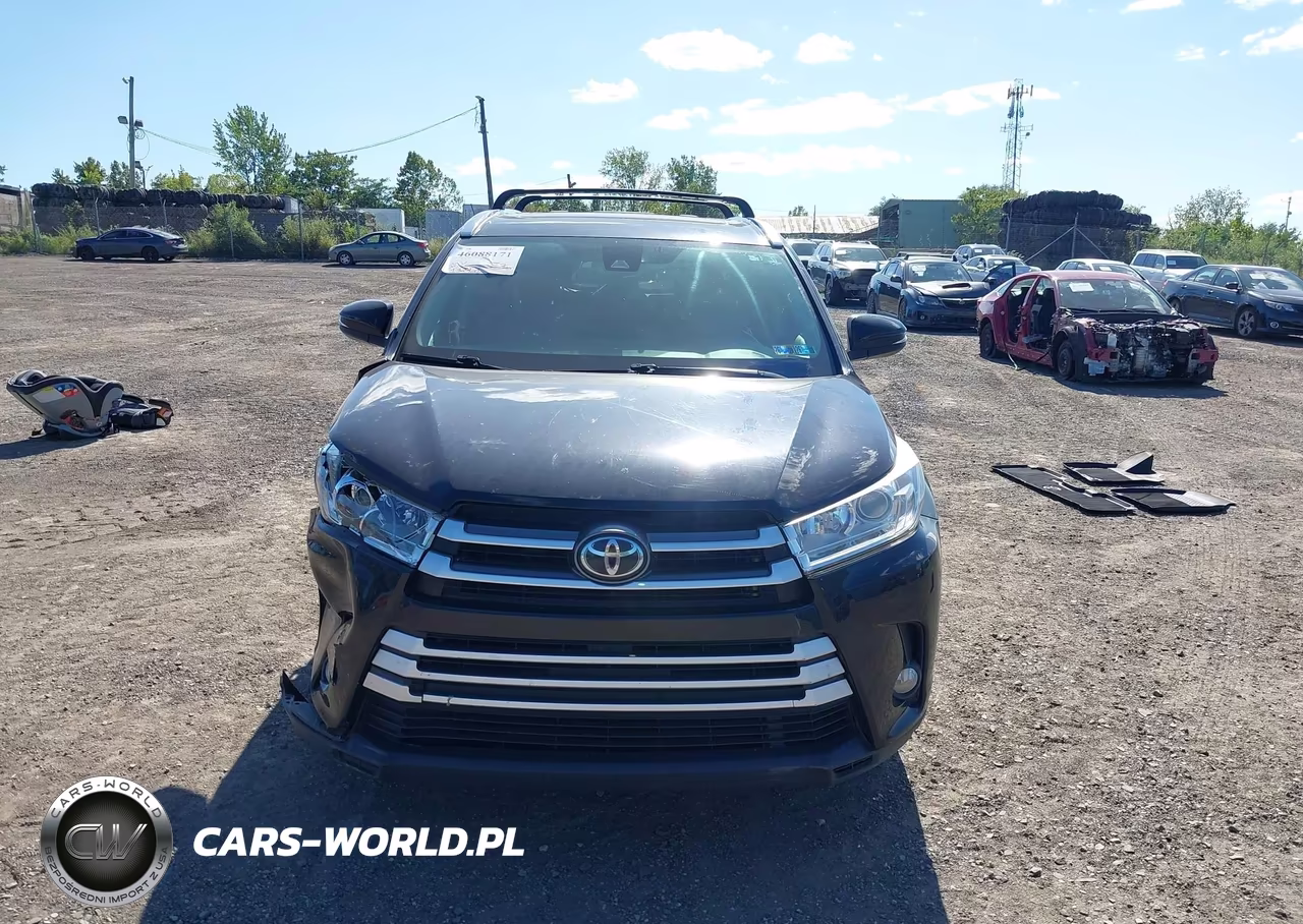 2019 Toyota Highlander Xle VIN:5TDJZRFH2KS617881 - 12