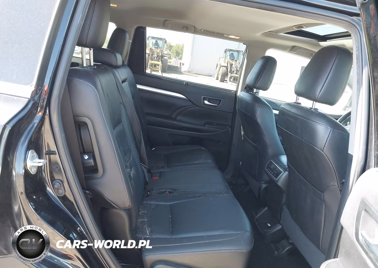 2019 Toyota Highlander Xle VIN:5TDJZRFH2KS617881 - 8