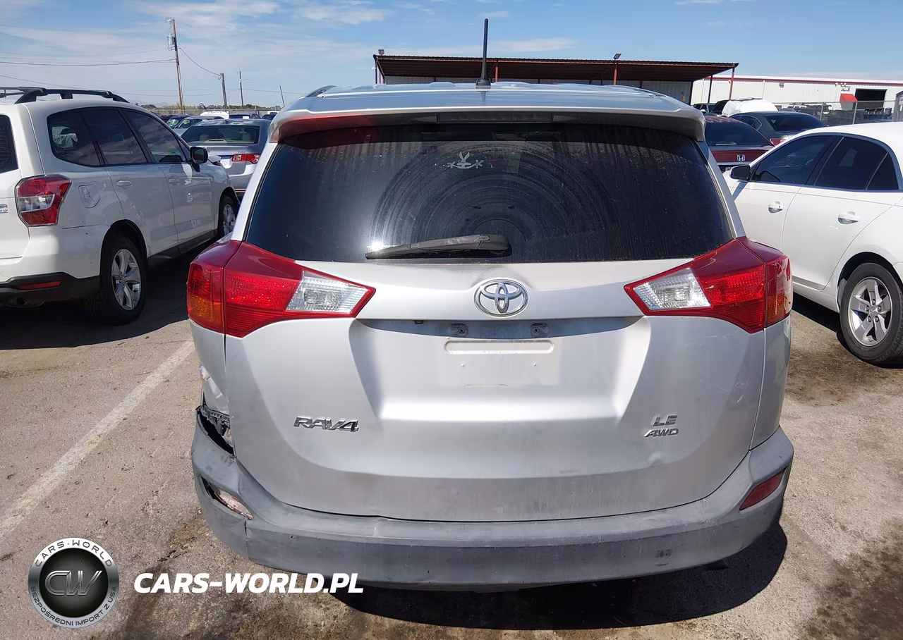 2015 Toyota Rav4 Le VIN:2T3BFREV7FW318069 - 16