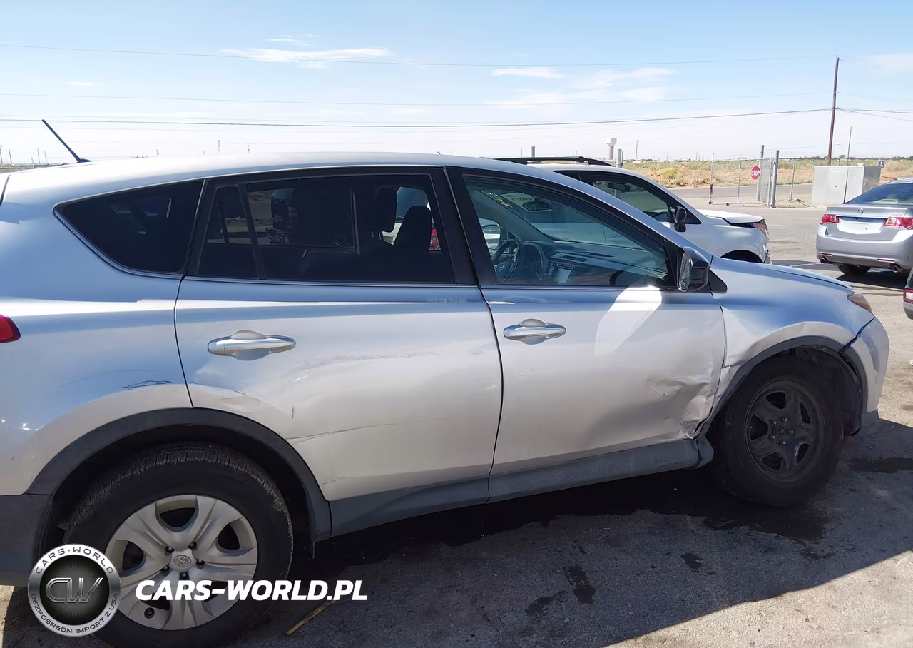 2015 Toyota Rav4 Le VIN:2T3BFREV7FW318069 - 6