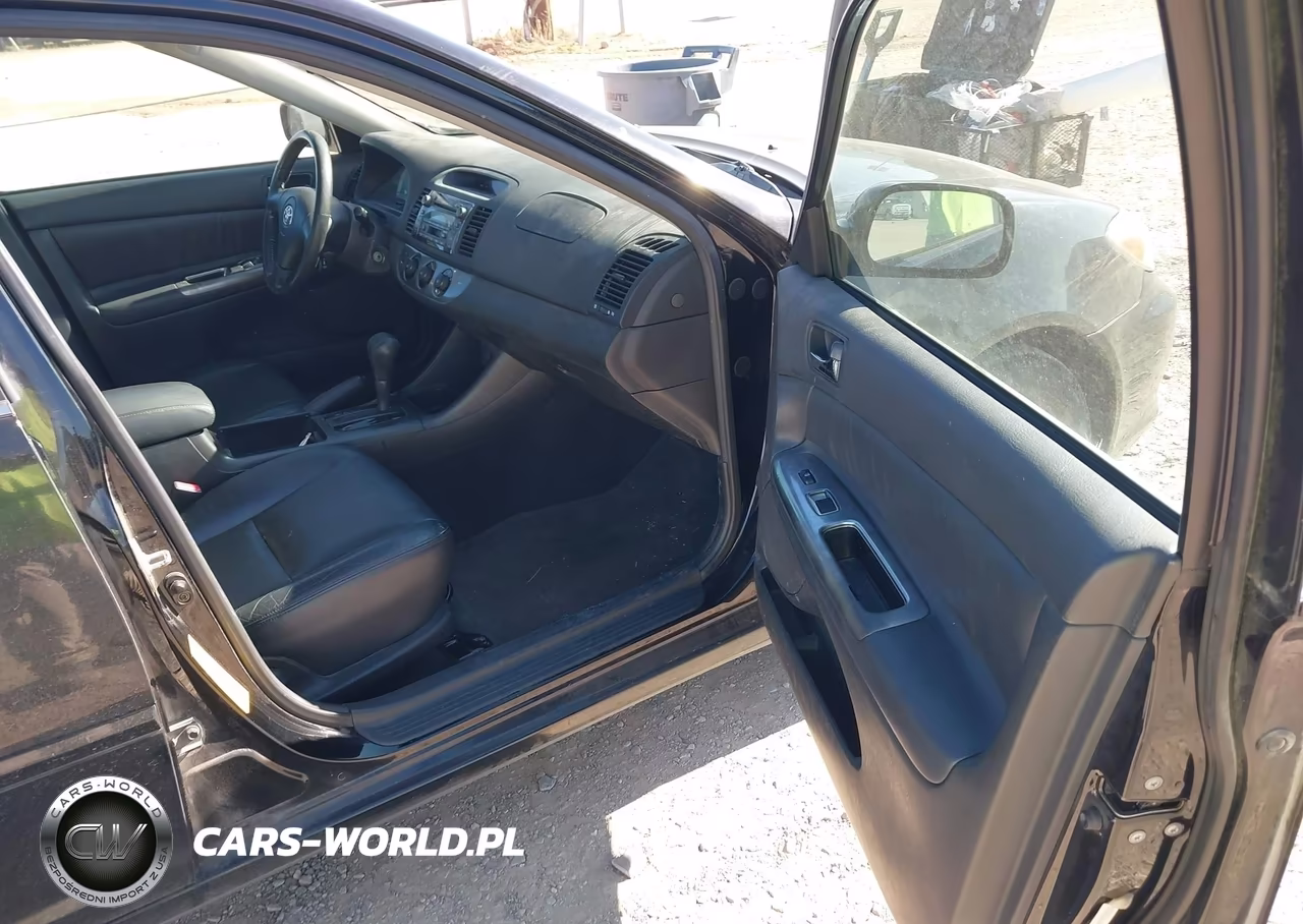 2002 Toyota Camry Se V6 VIN:JTDBF30KX20009432 - 5