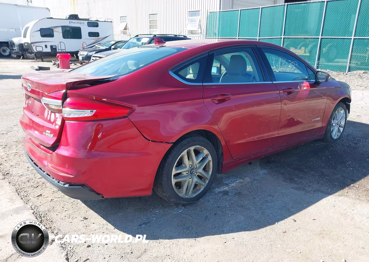 2019 Ford Fusion Hybrid Se VIN:3FA6P0LU8KR205935 - 4