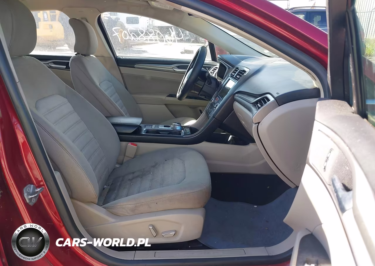 2019 Ford Fusion Hybrid Se VIN:3FA6P0LU8KR205935 - 5