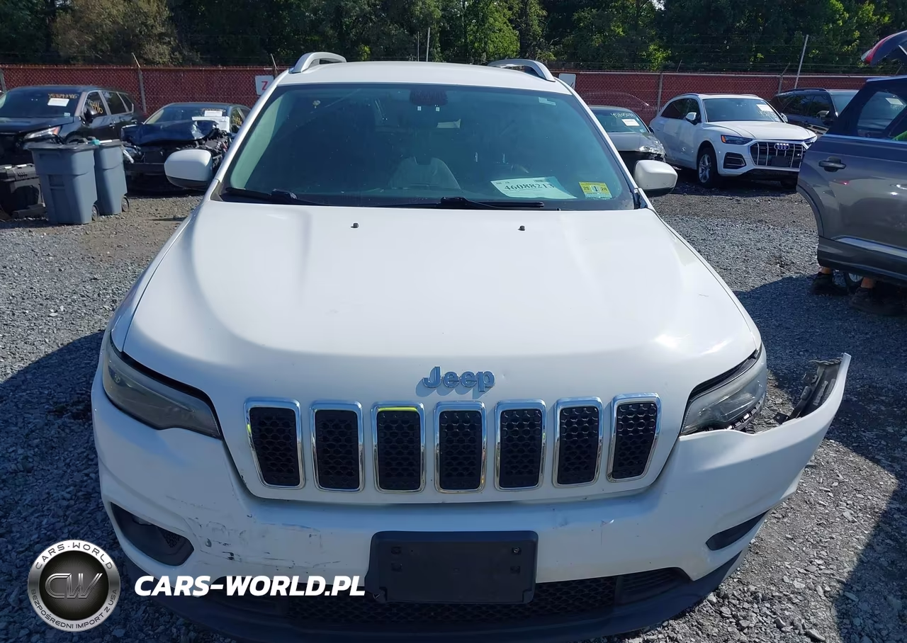 2019 Jeep Cherokee Latitude Plus 4X4 VIN:1C4PJMLB8KD280813 - 12