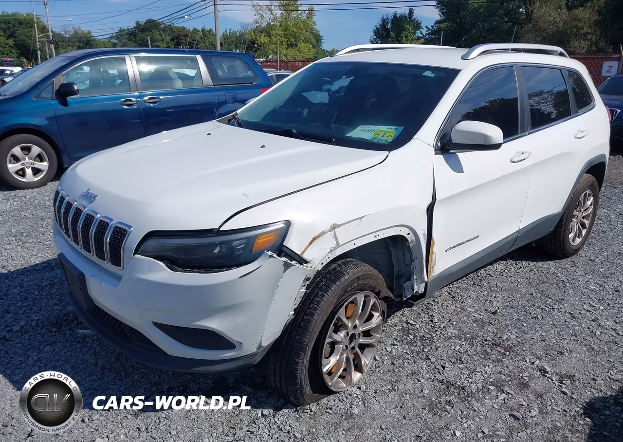 2019 Jeep Cherokee Latitude Plus 4X4 VIN:1C4PJMLB8KD280813 - 2