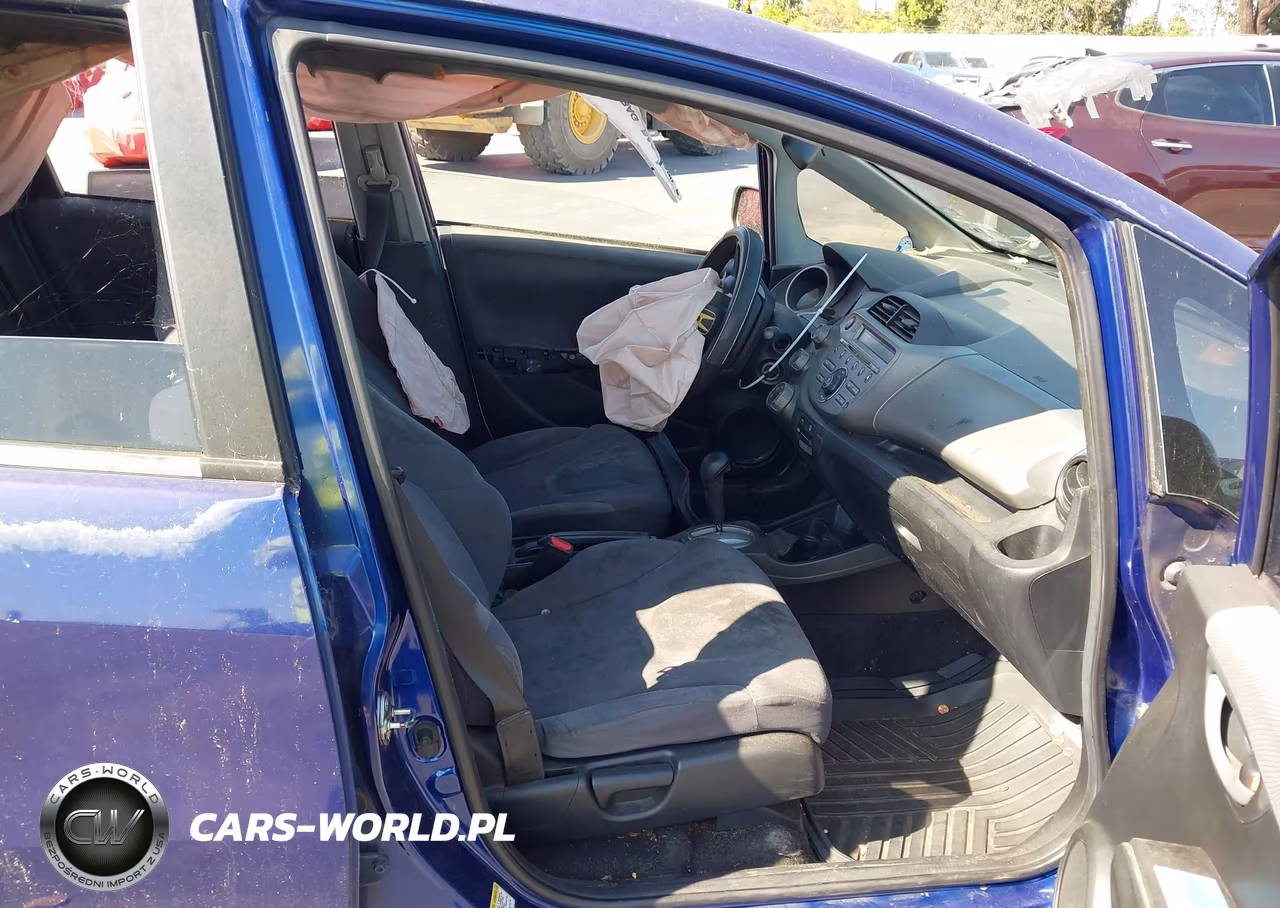 2009 Honda Fit VIN:JHMGE88299S049248 - 5